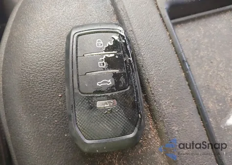 2020 Chevrolet Silverado 1500 4Wd Short Bed Rst z USA, uszkodzony, nr VIN 1GCUYEED7LZ236499